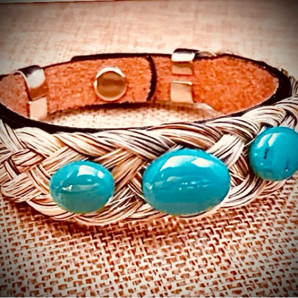 Genuine oval turquoise stones bracelet, braided horse hair on a leather strap - Picture 7 of 10